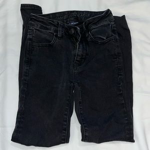 American eagle black skinny jean no rips